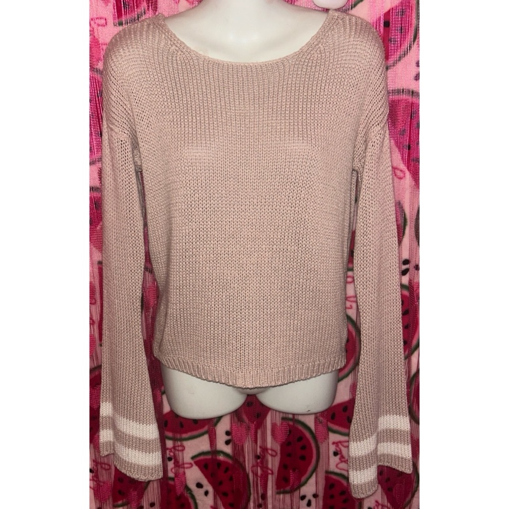 🩷 RD Bell Sleeve Sweater